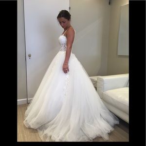 Berta wedding dress